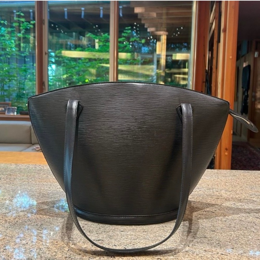 Authentic Louis Vuitton Epi Black Large Jacques bag